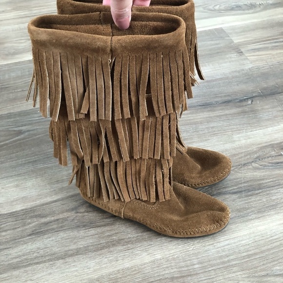 Minnetonka brown 3 layer suede fringe moccasins womens size 5 - Picture 2 of 8